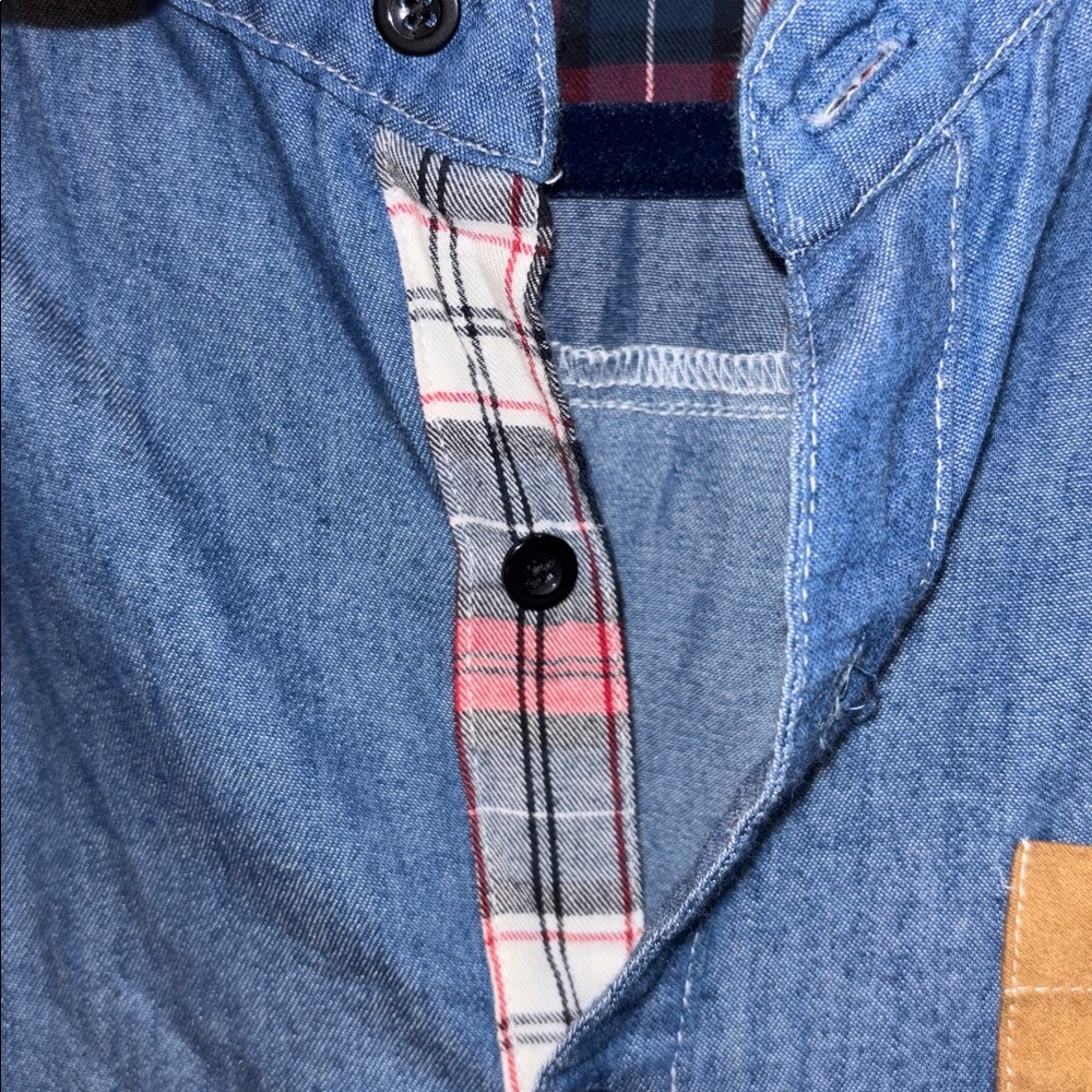 CACO STREETWEAR BLUE DENIM BUTTON DOWN WITH PLAID POCKET LIGHT WEIGHT DENIM - Picture 4 of 12